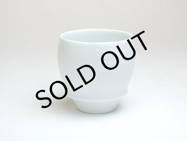 画像1: 【有田焼匠の蔵】SAKE GLASS　白磁（丸） (1)