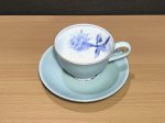 画像2: バラ絵コーヒーカップ＆ソーサー[伊万里焼 文三窯] (2)